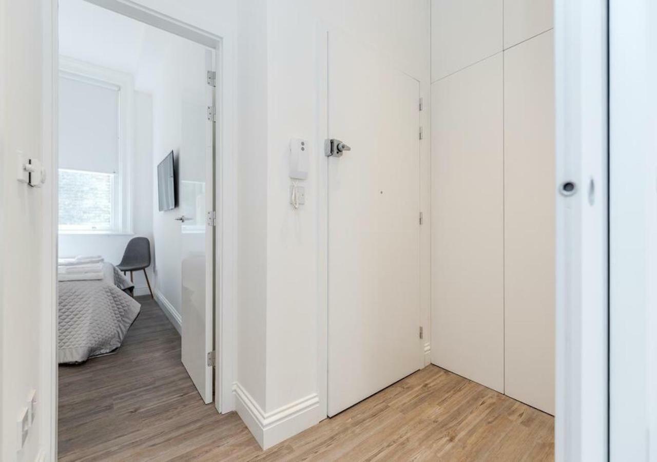 White Piccadilly Luxury Flat Lägenhet London Exteriör bild